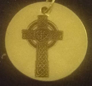 Celtic Pendants  (25 mm silvertone)