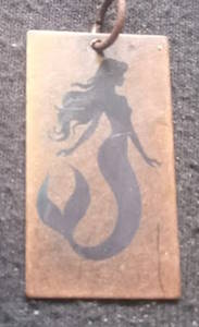 Mermaid pendant (antiqued red copper)