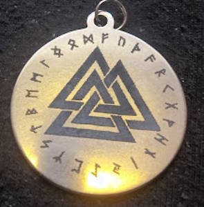 Norse / Viking Pendants (30mm silvertone)